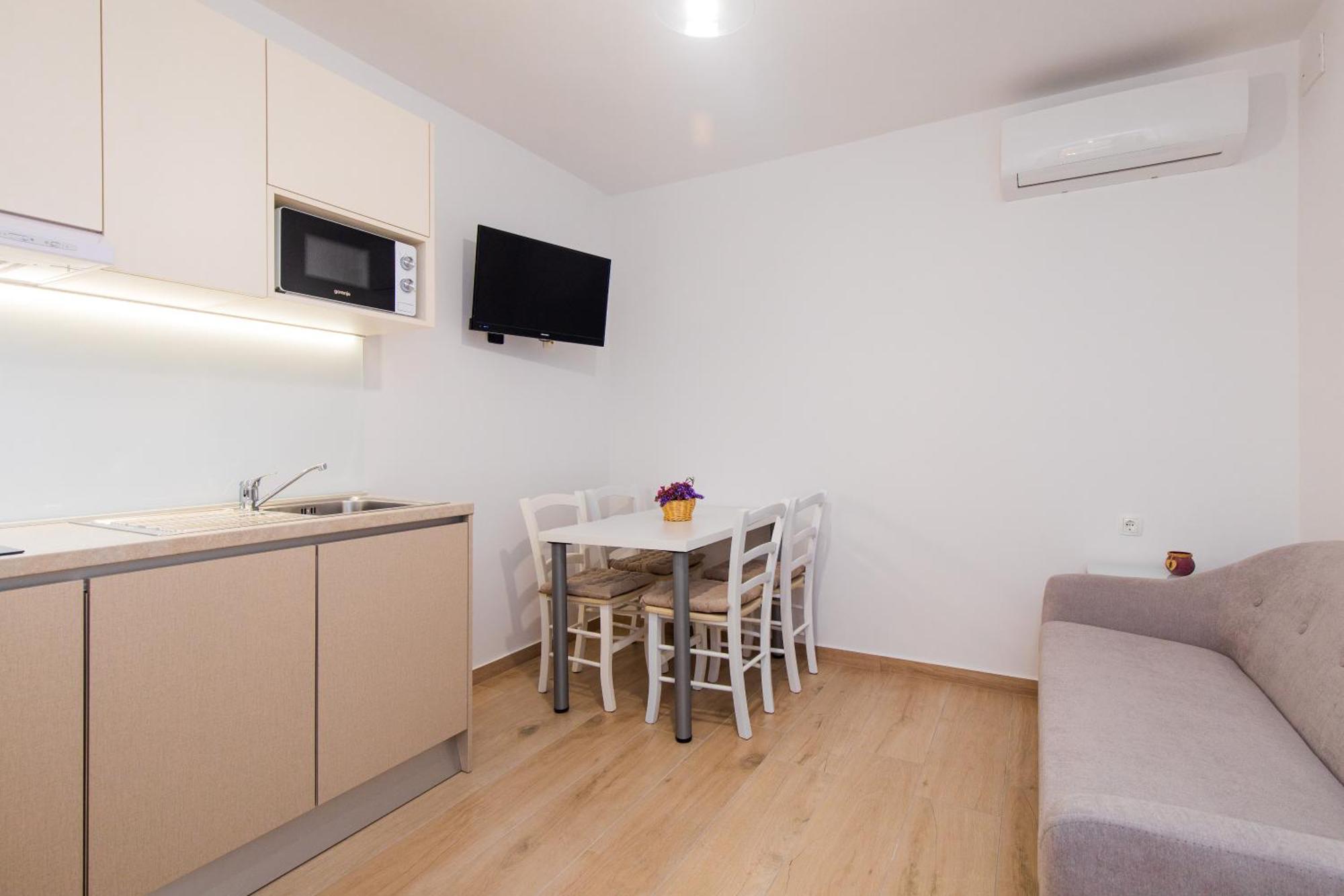 Apartmani Pina Krk Town Exteriér fotografie
