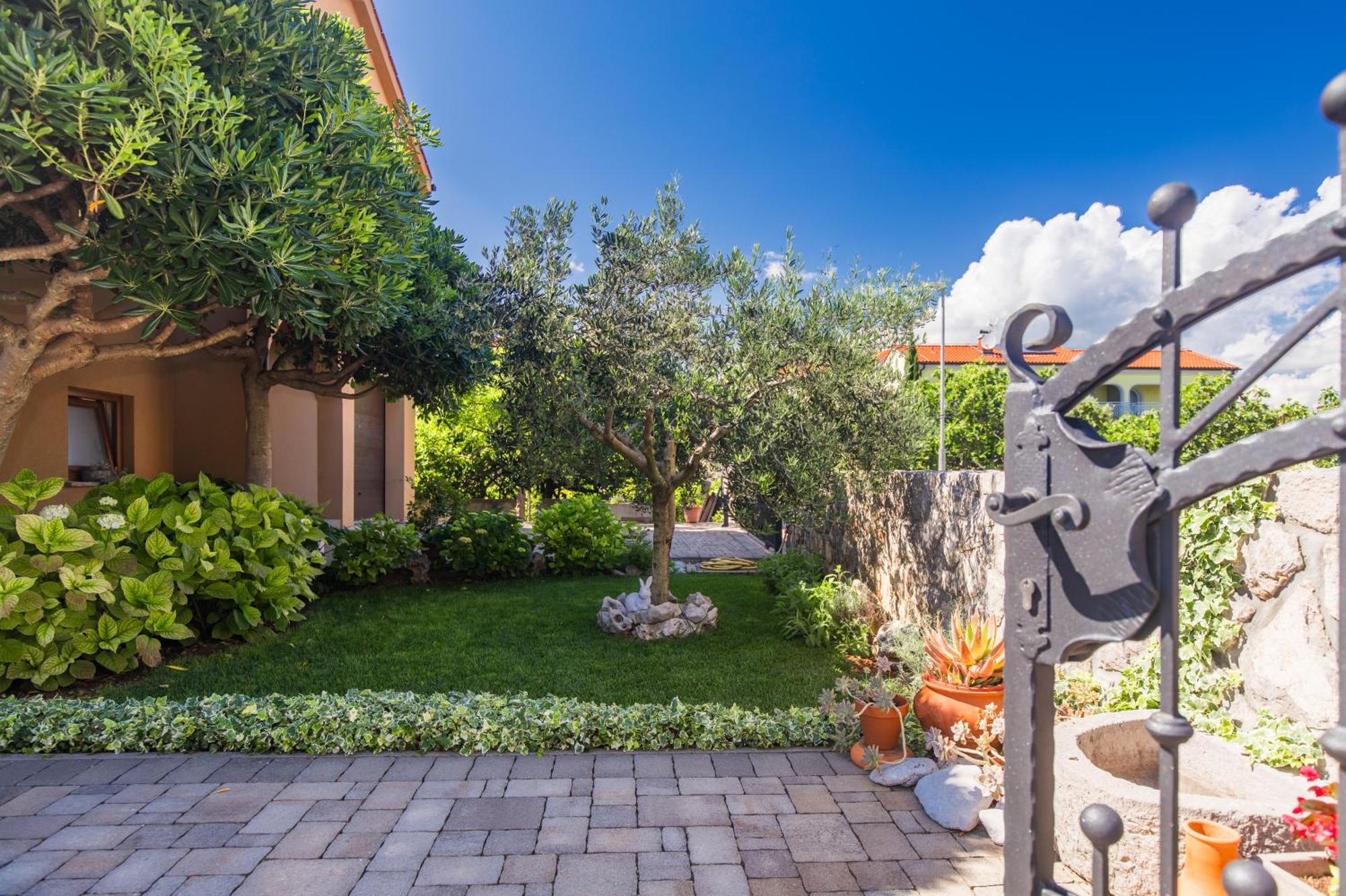 Apartmani Pina Krk Town Exteriér fotografie
